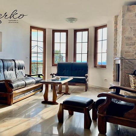 Zerko Holiday Home - Vineyard Chalet With Sauna And Jacuzzi Free Mirna Εξωτερικό φωτογραφία