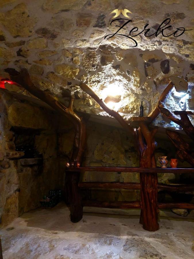 Zerko Holiday Home - Vineyard Chalet With Sauna And Jacuzzi Free Mirna Εξωτερικό φωτογραφία