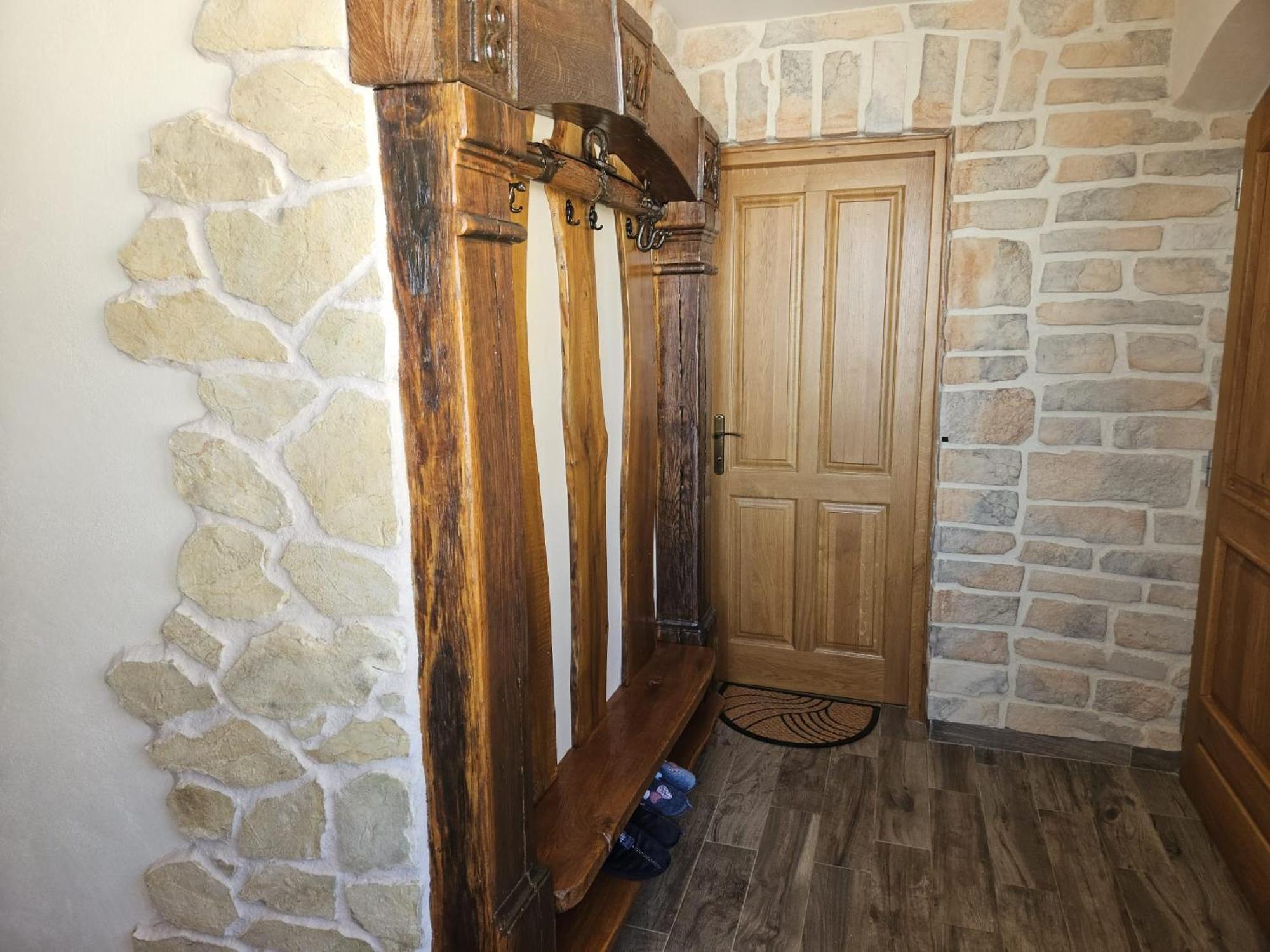 Zerko Holiday Home - Vineyard Chalet With Sauna And Jacuzzi Free Mirna Εξωτερικό φωτογραφία